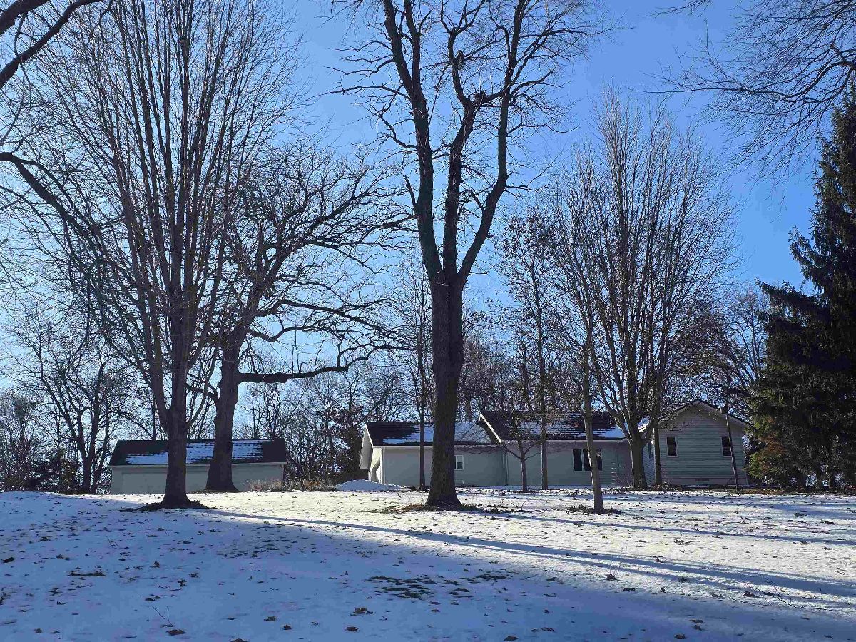  For Sale Morrison Illinois, 12719 Gardenplain Road