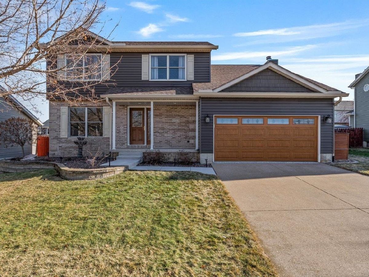  Sold Davenport Iowa, 6125 Thornwood