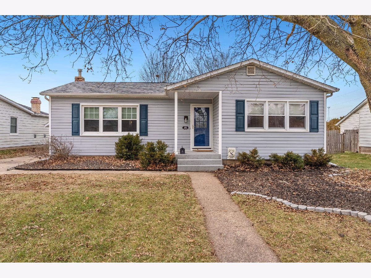  For Sale Geneseo Illinois, 139 Stewart St Street