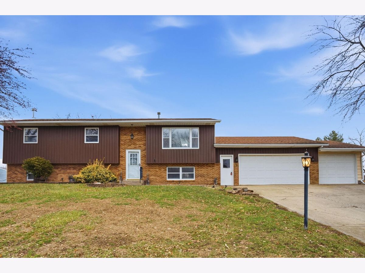  For Sale Colona Illinois, 314 Wilshire Drive