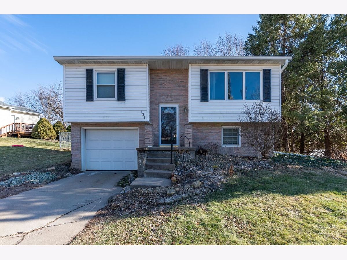  Sold Davenport Iowa, 1315 Zenith