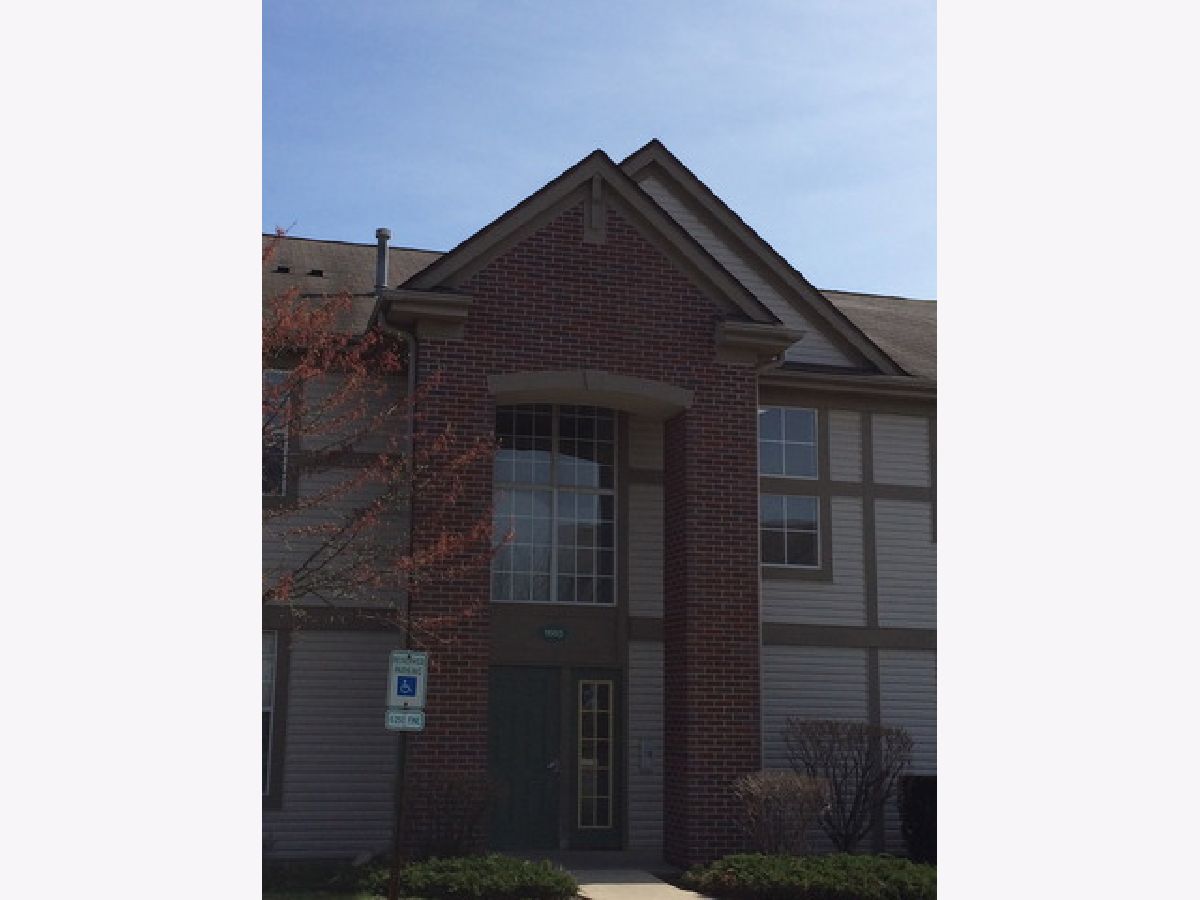 Condos & Townhomes Rented Randall Village Crystal Lake Illinois, 1665 Carlemont