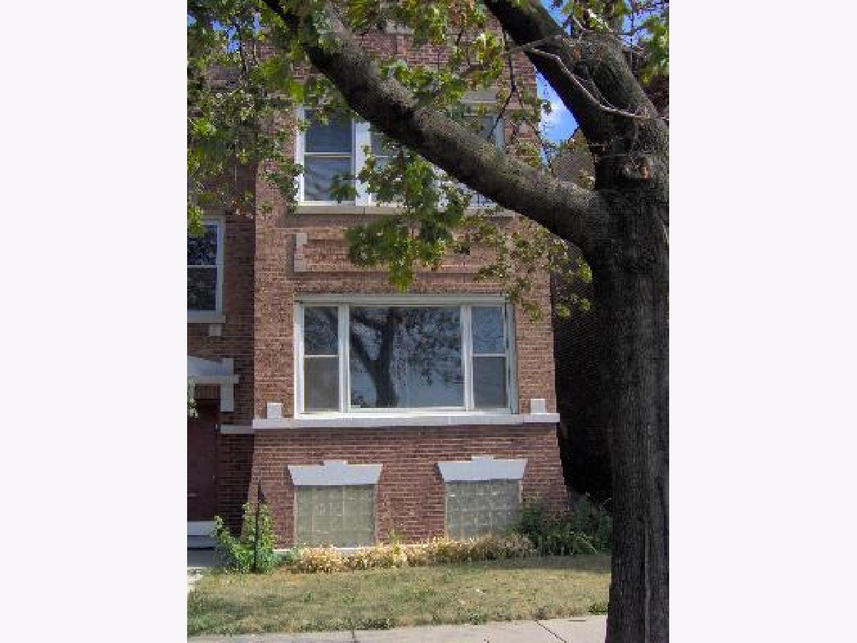 Homes & Condos & Townhomes Rented Austin Village Chicago Illinois, 5508 Flournoy