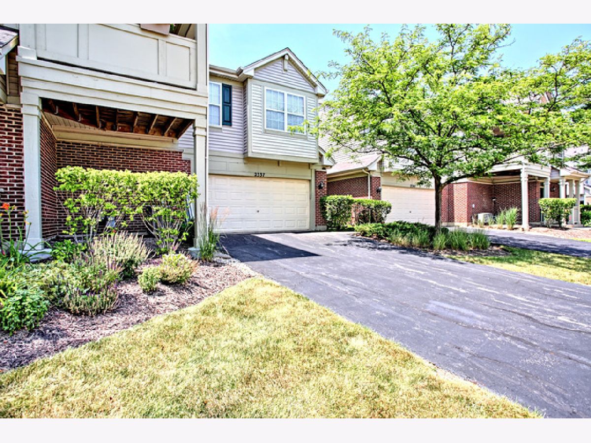 Townhomes & Condos & Homes Rented Greenwich Square Geneva Illinois, 2337 Vanderbilt