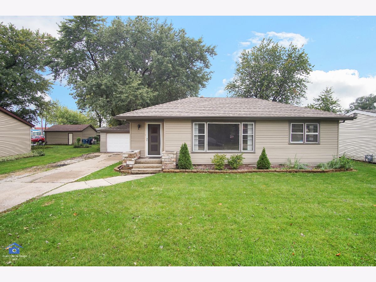 Homes & Condos & Townhomes Sold Bridgeview Manor Bridgeview Illinois, 7740 Beloit