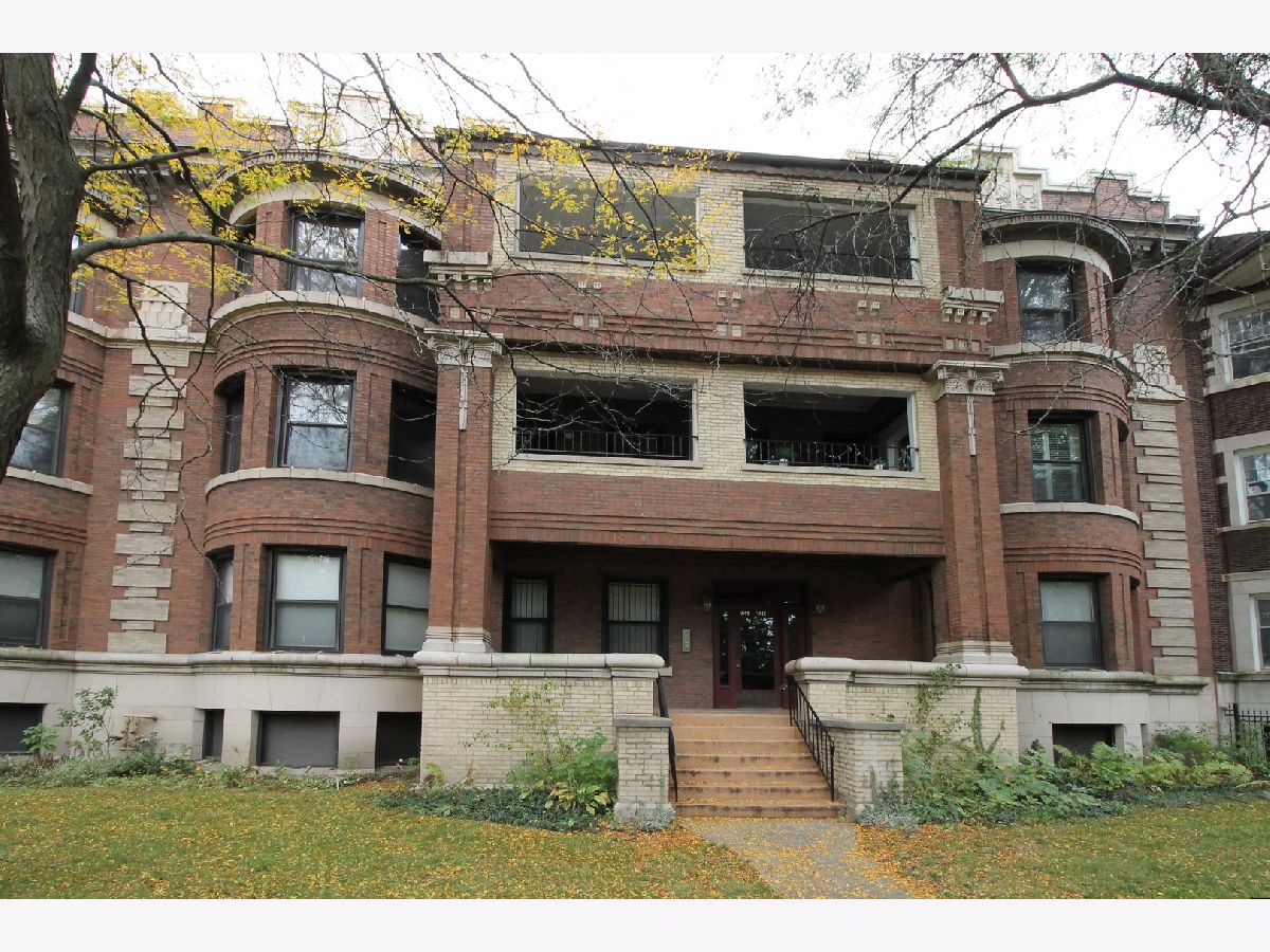 Condos & Townhomes & Homes Sold Historic Drexel Blvd Chicago Illinois, 5044 Drexel