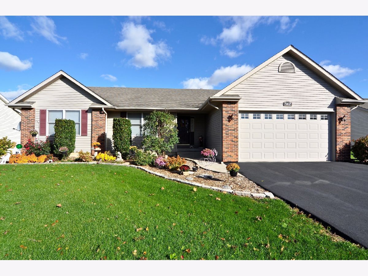 Homes Sold Landahl Sycamore Illinois, 147 Maplewood