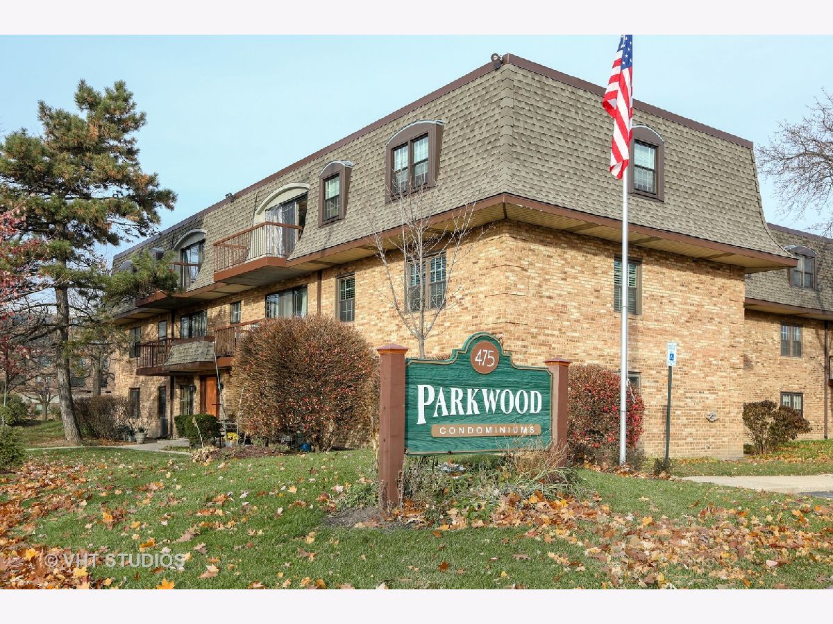 Condominiums Sold Parkwood Westmont Illinois, 475 Cass