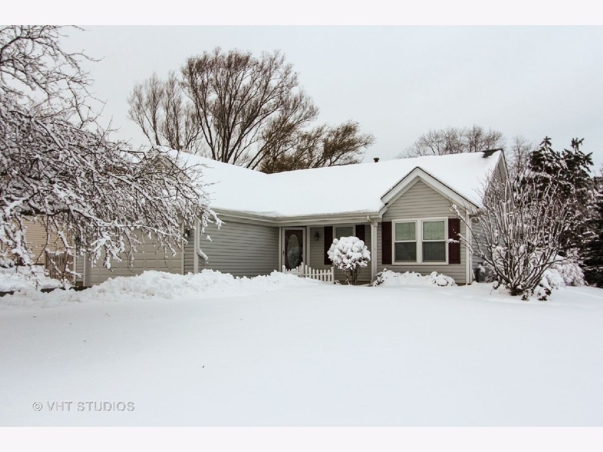 Homes Rented Sparrow Ridge Lake Zurich Illinois, 589 Shaker