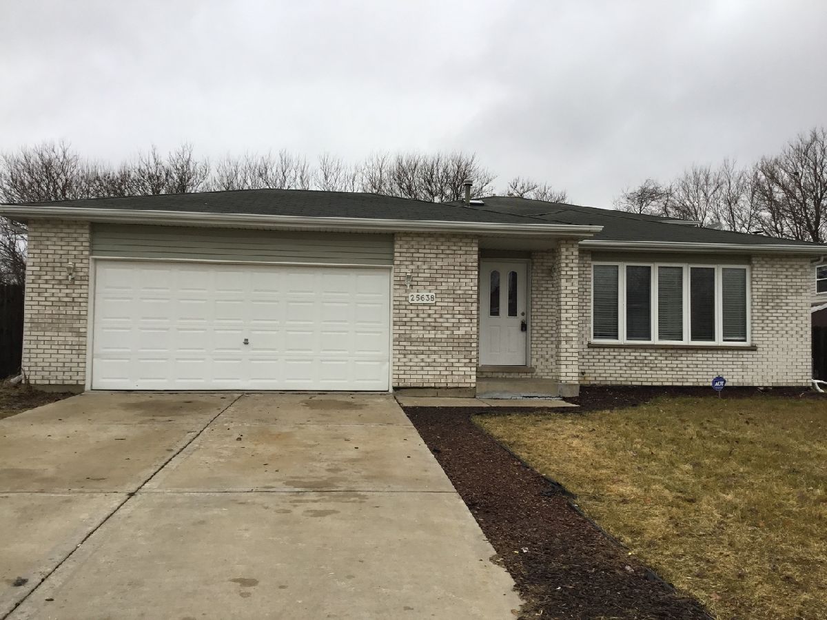 Homes Rented Monee Estates Monee Illinois, 25638 Linden