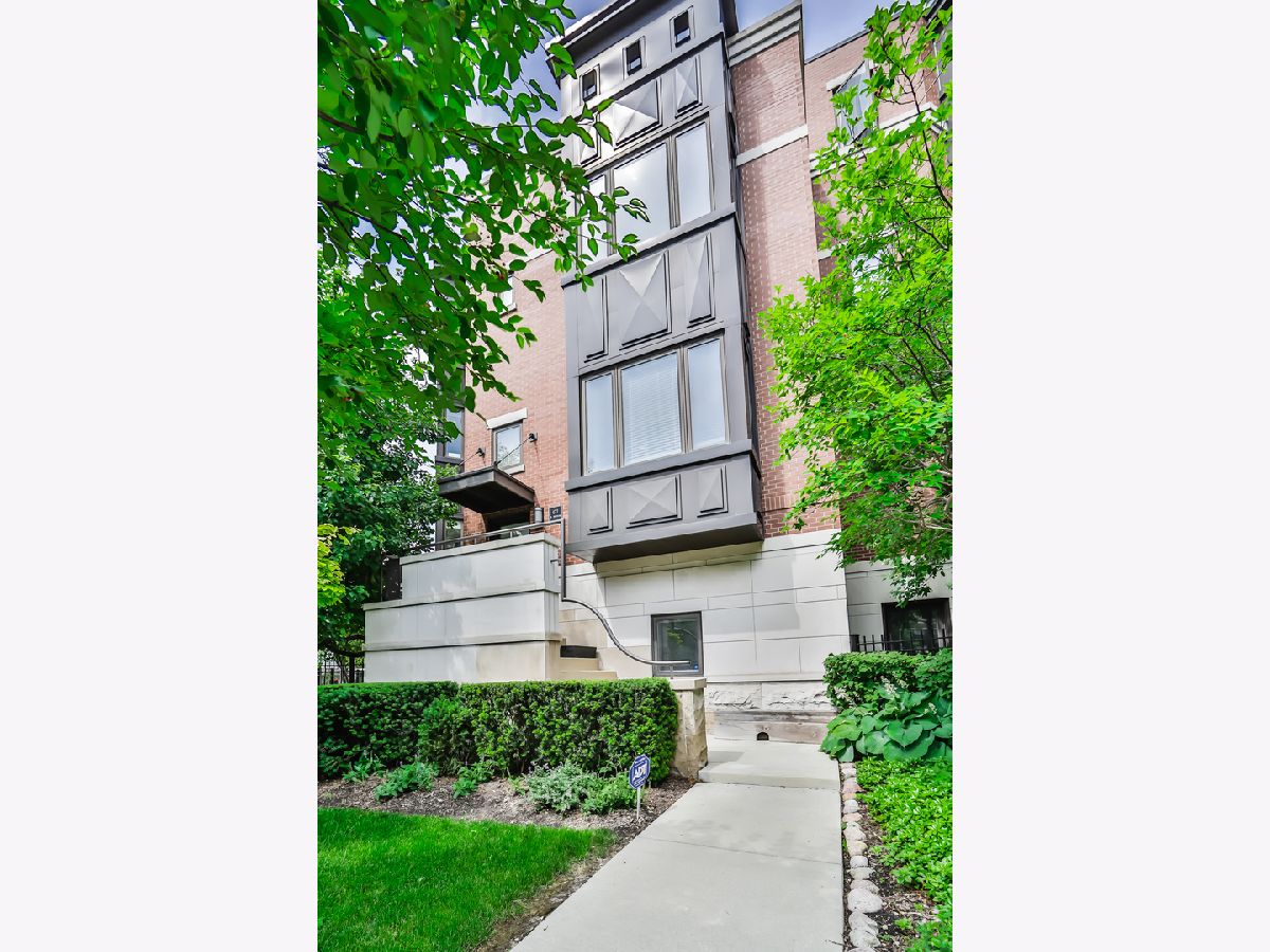 Townhomes & Homes Sold City Club Chicago Illinois, 472 Superior