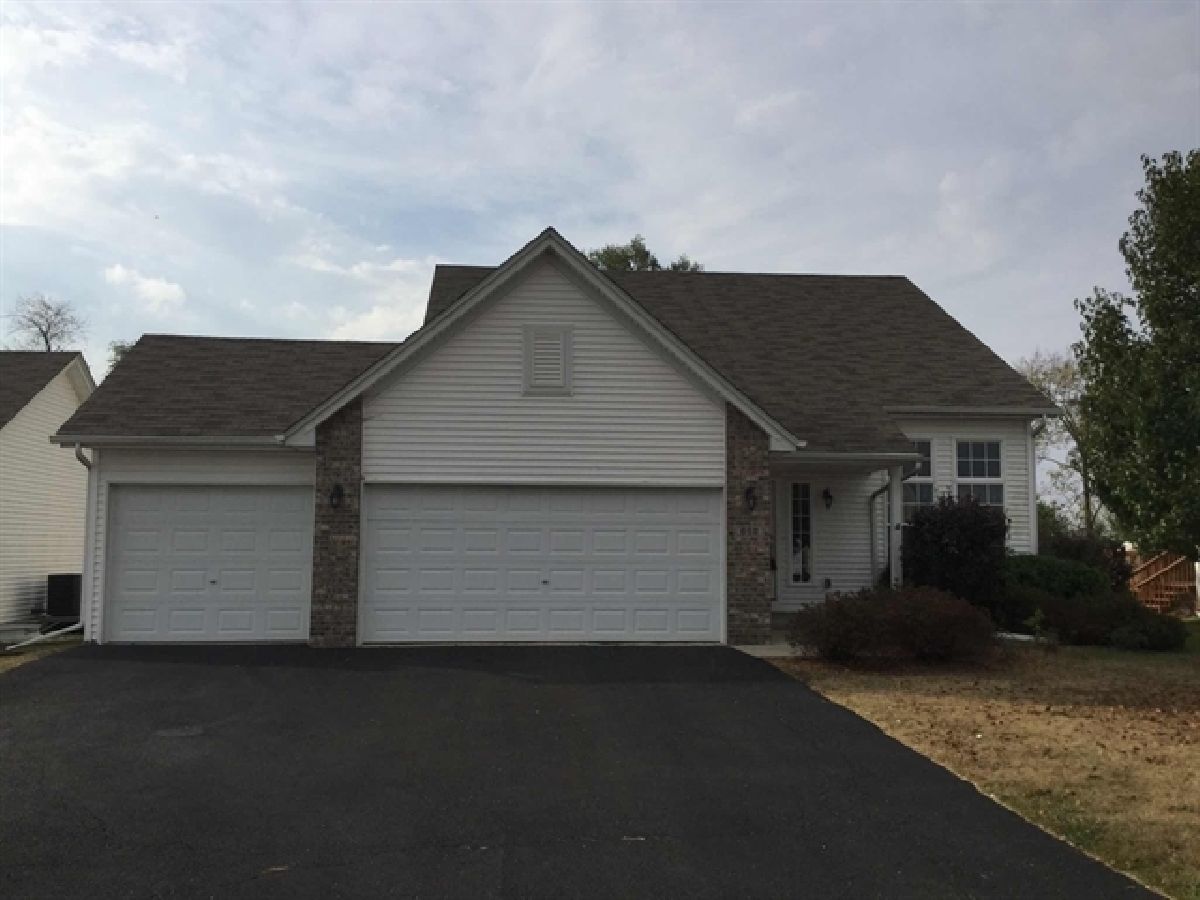  Rented South Beloit Illinois, 662 Lanae