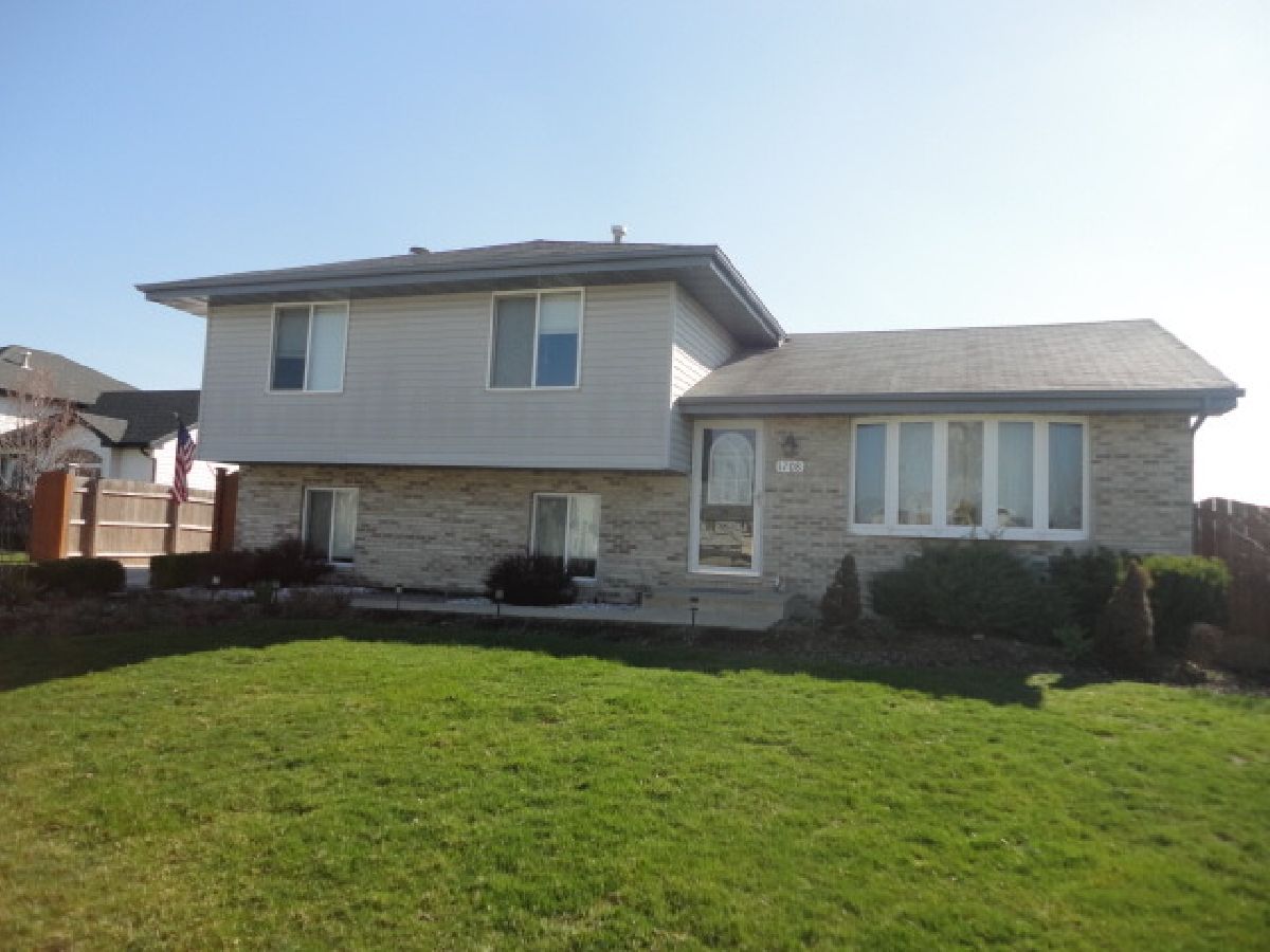 Homes Rented Cumberland Plainfield Illinois, 1708 Mandan Village