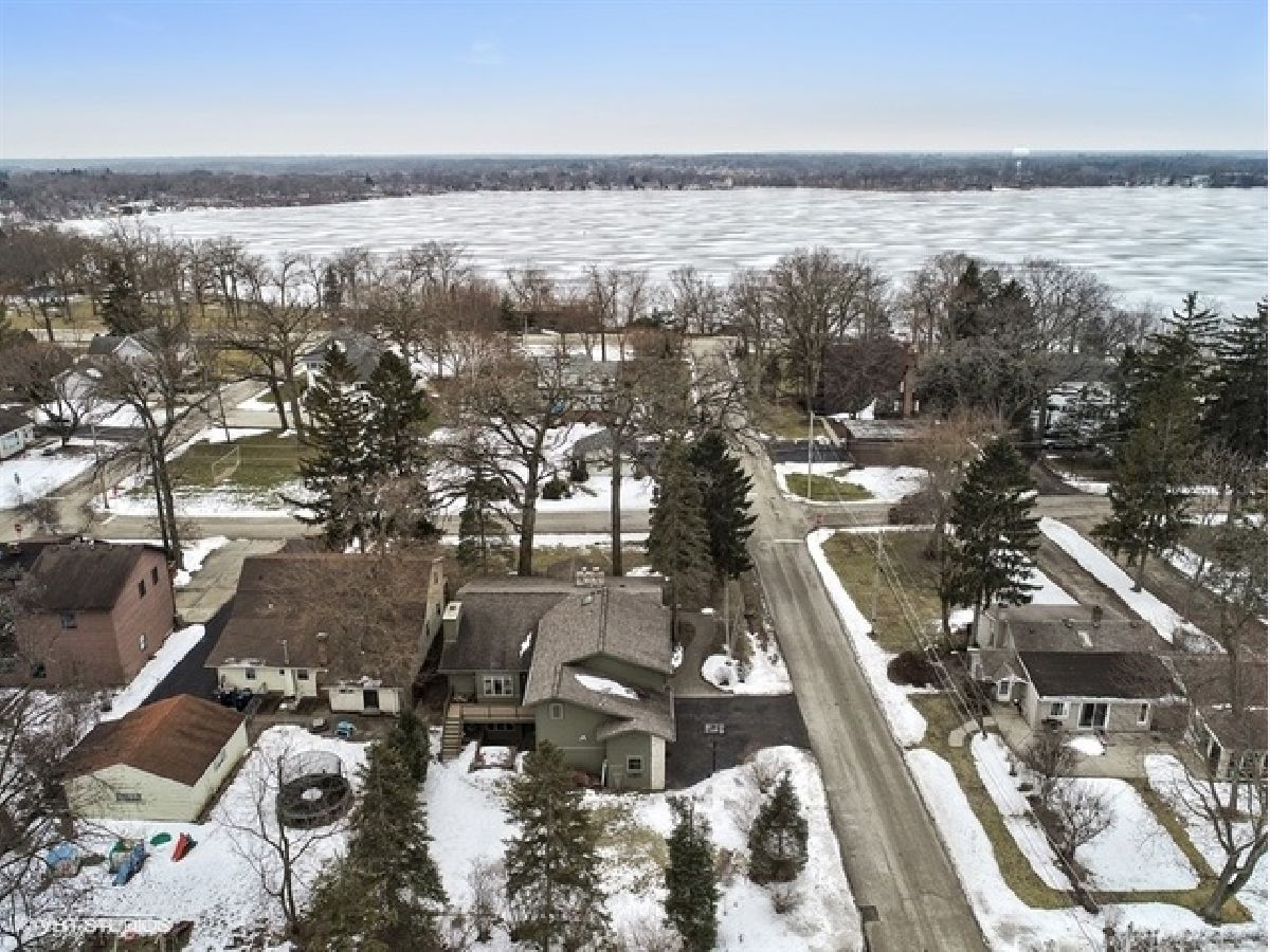 Homes Sold Oakwood Beach Lake Zurich Illinois, 224 Beauteau