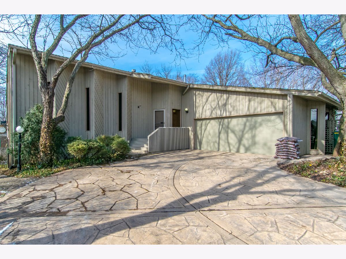 Homes Sold Burr Oaks Joliet Illinois, 3319 Aspen