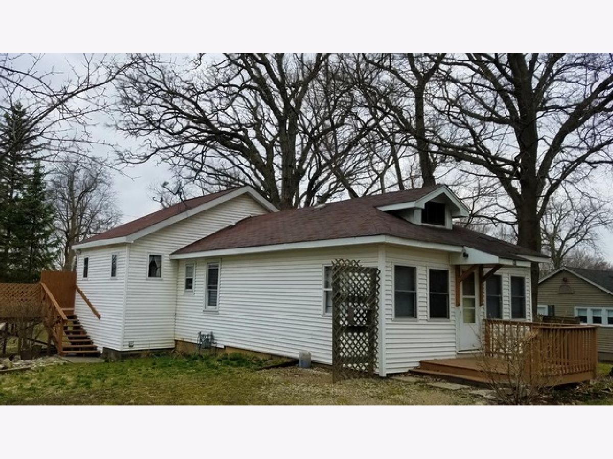 Homes Rented Lake View Villa Wauconda Illinois, 915 Monroe