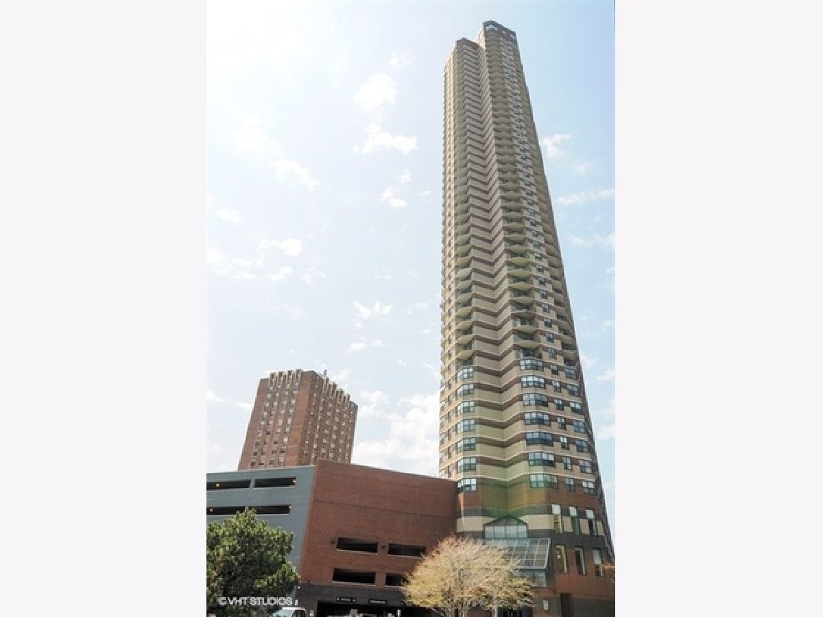 Condominiums Rented New York Condominiums Chicago Illinois, 3660 Lake Shore