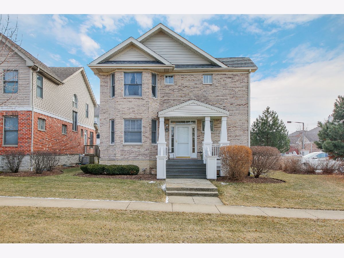 Townhomes & Homes Rented River Bend Lisle Illinois, 1130 Ironwood