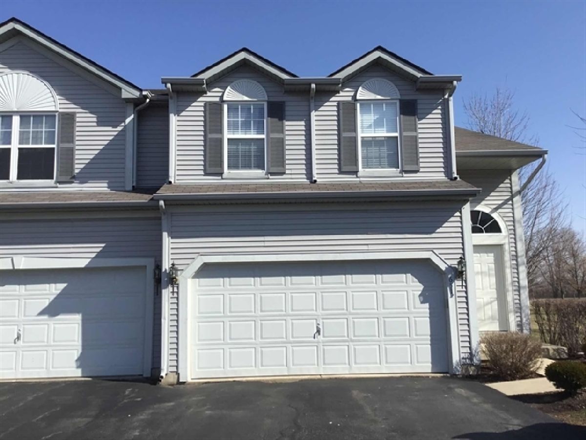Townhomes & Condos Rented Wineberry Dekalb Illinois, 651 Sterling