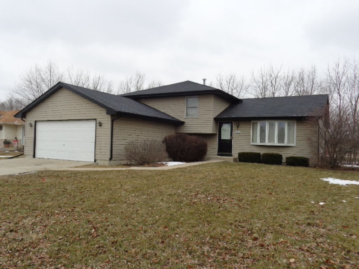Homes Rented Old Kent Joliet Illinois, 2809 Campbell