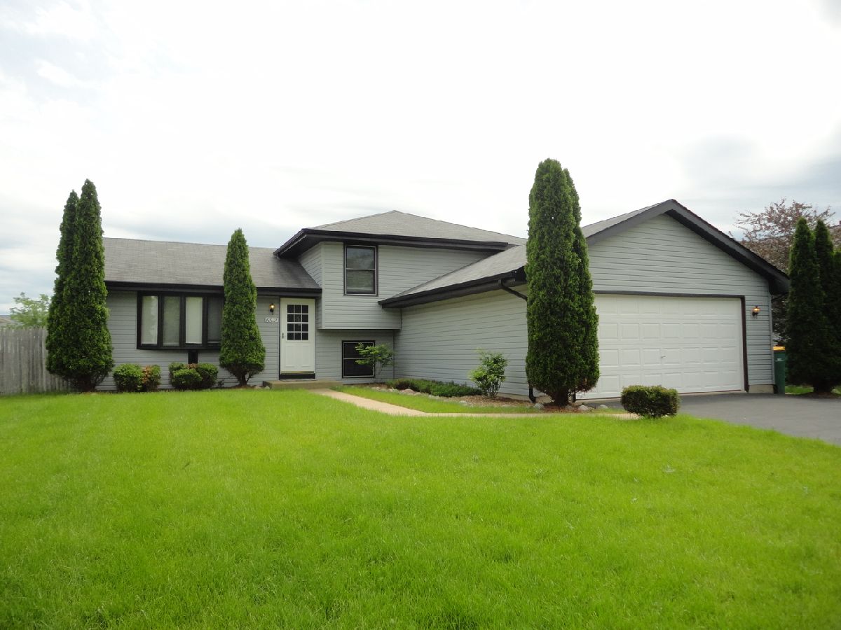 Homes Rented Mayfair Plainfield Illinois, 6612 Neilis