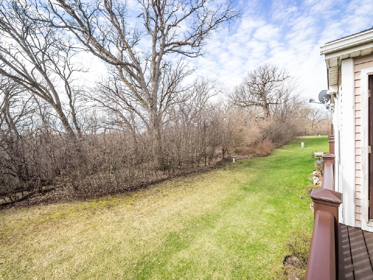 377 Woodview Circle, Elgin, Illinois 60120 MLS 10346786 WinterCohen