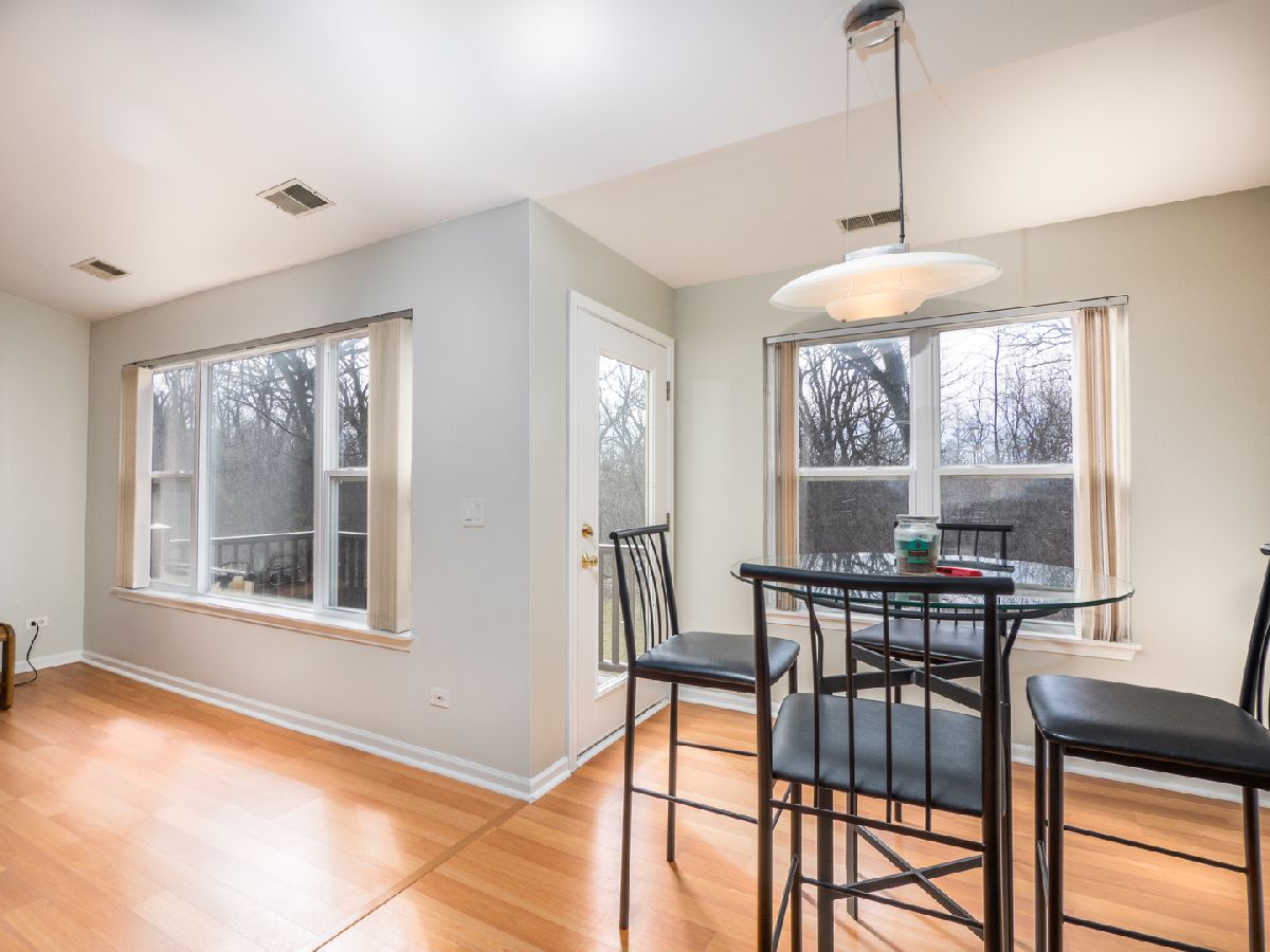 377 Woodview Circle, Elgin, Illinois 60120 MLS 10346786 WinterCohen