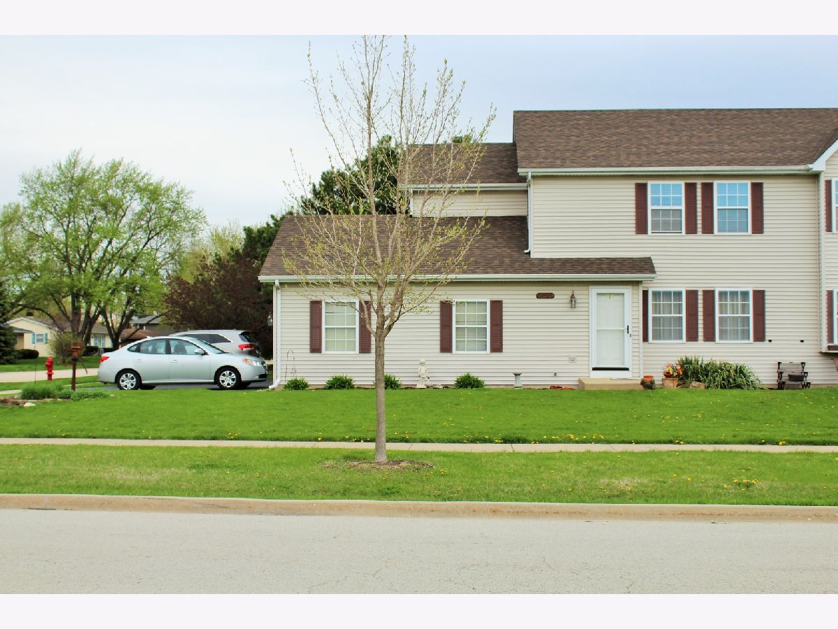 Homes & Condos & Townhomes Sold Marybrook Plainfield Illinois, 24010 Hazelcrest