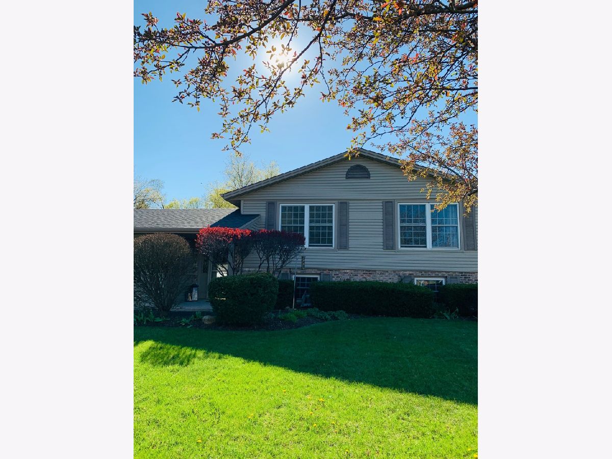 Homes Sold Tweeds Fox Lake Illinois, 60 Tweed