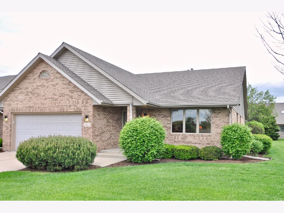 Townhomes Sold Grandview Townhouses Sycamore Illinois, 1113 Daniel