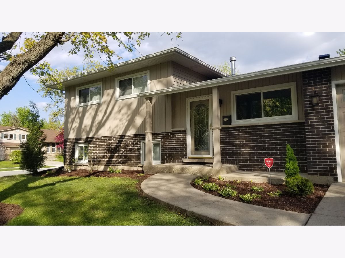 Homes Rented Timbercrest Schaumburg Illinois, 325 Bramble