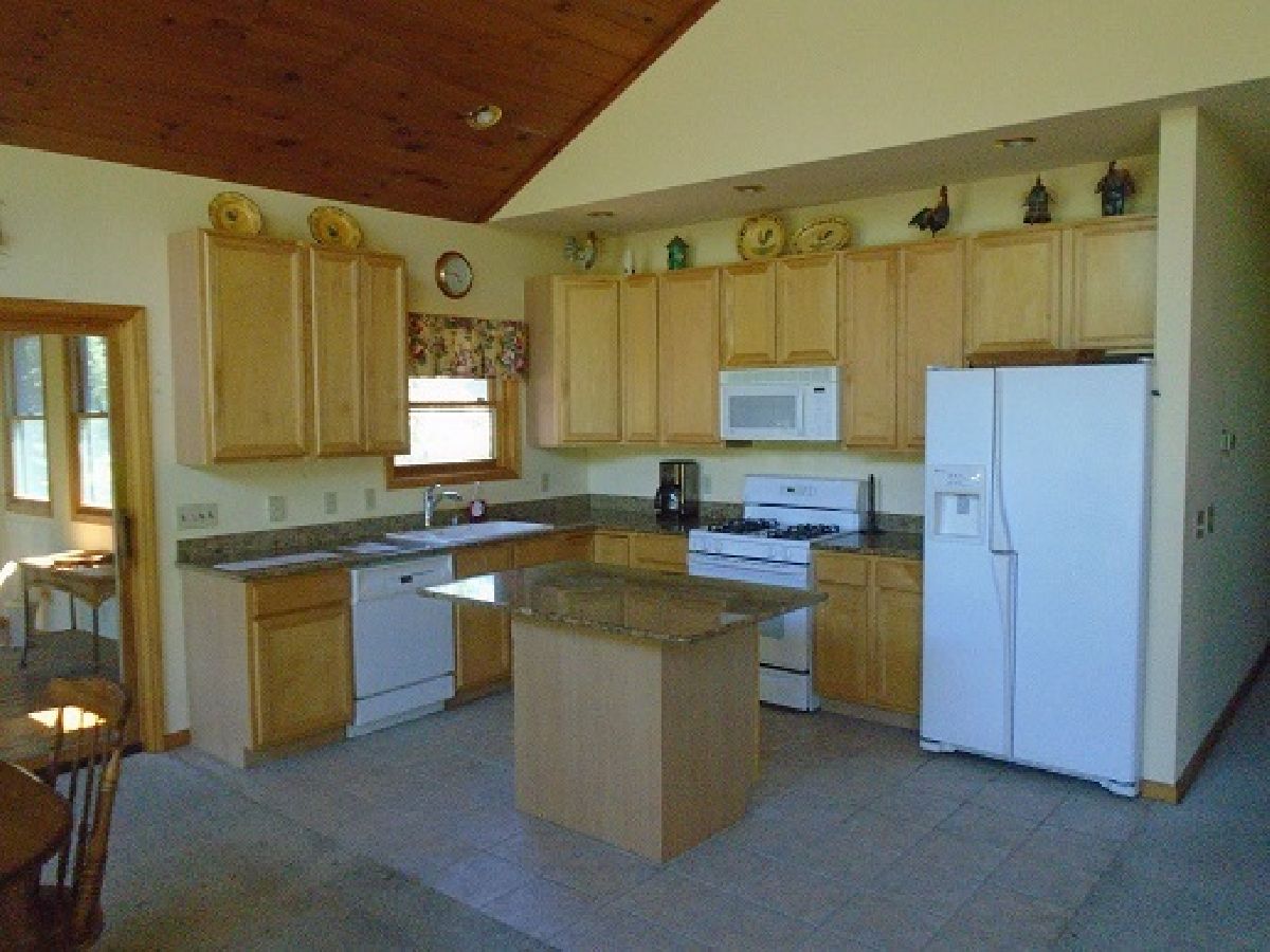 Homes Sold Apple Canyon Lake Apple River Illinois, 9A-150 Hawthorne