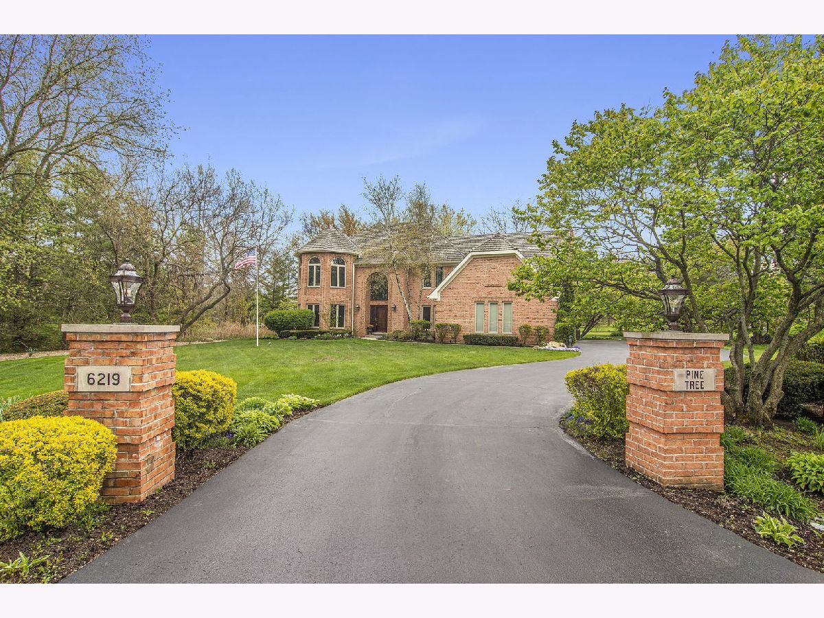 Homes Sold Highland Pines Long Grove Illinois, 6219 Pine Tree