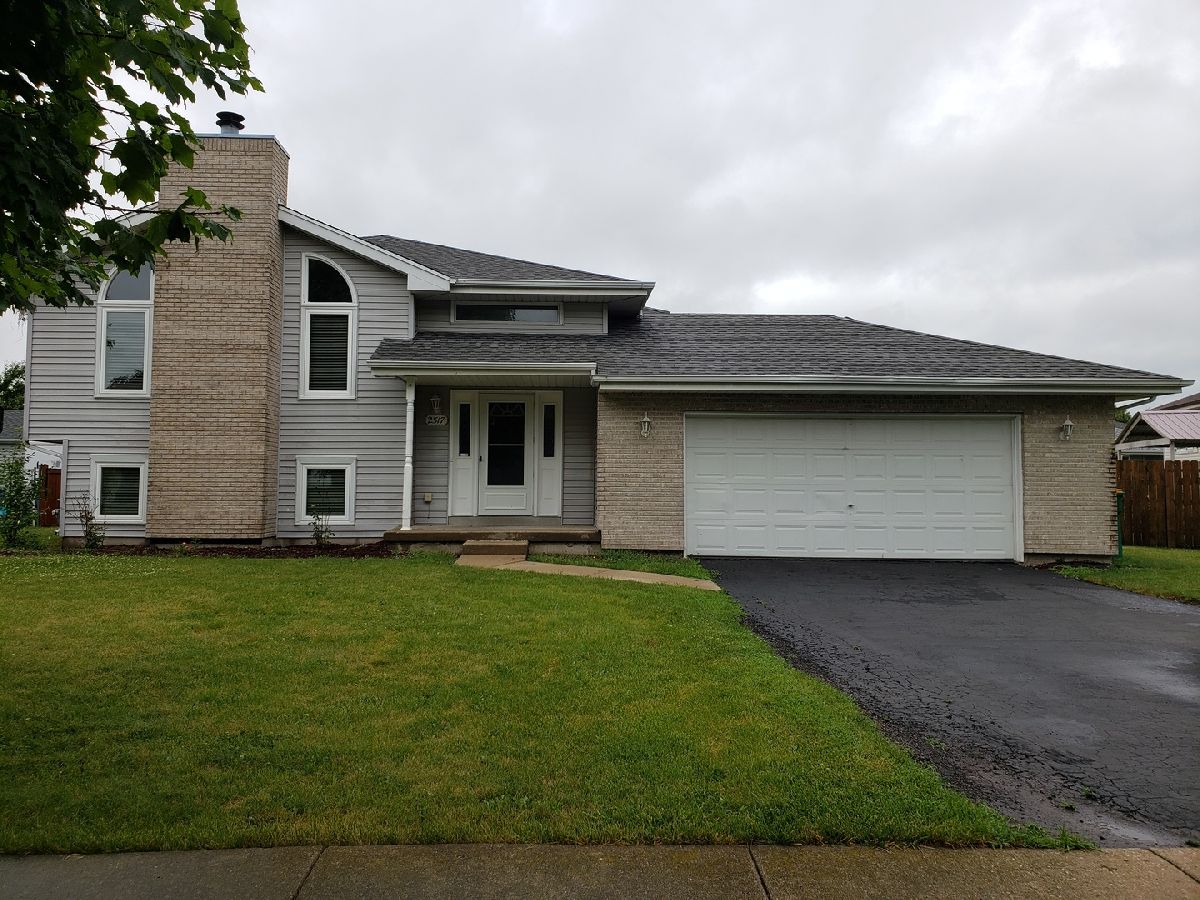 Homes Rented Mayfair Plainfield Illinois, 2517 Labrecque