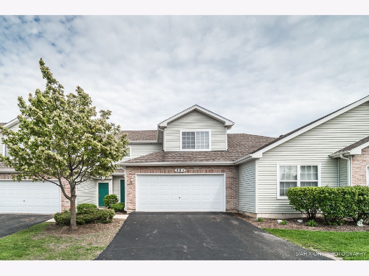 Townhomes Rented Rolling Oaks Sugar Grove Illinois, 58 Rolling Oaks