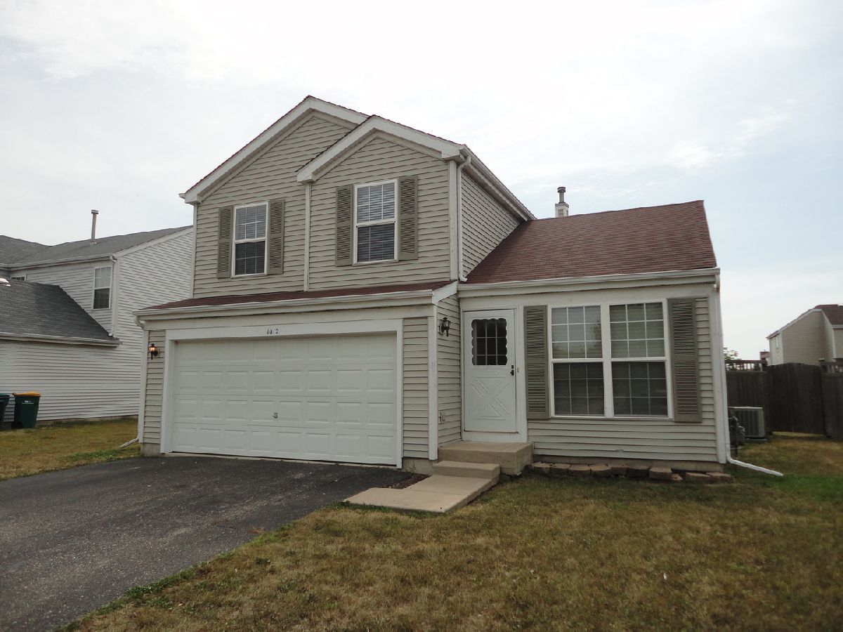 Homes & Condos & Townhomes Rented Springwood South Joliet Illinois, 1012 Mission
