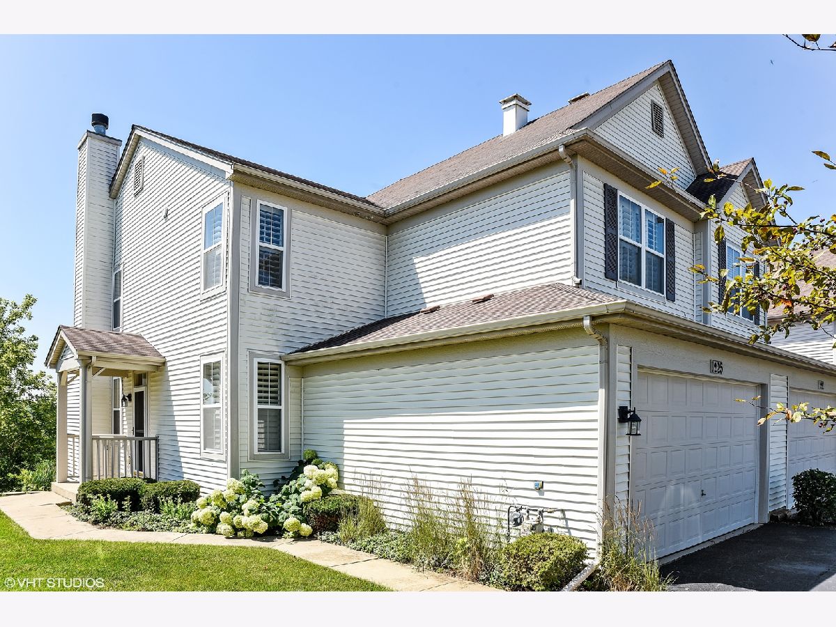 Townhomes Rented Eagles Ridge Bartlett Illinois, 1225 Spaulding