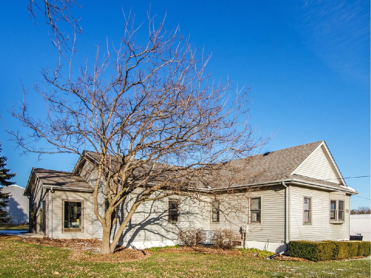  Rented Sleepy Hollow Illinois, 1712 Main