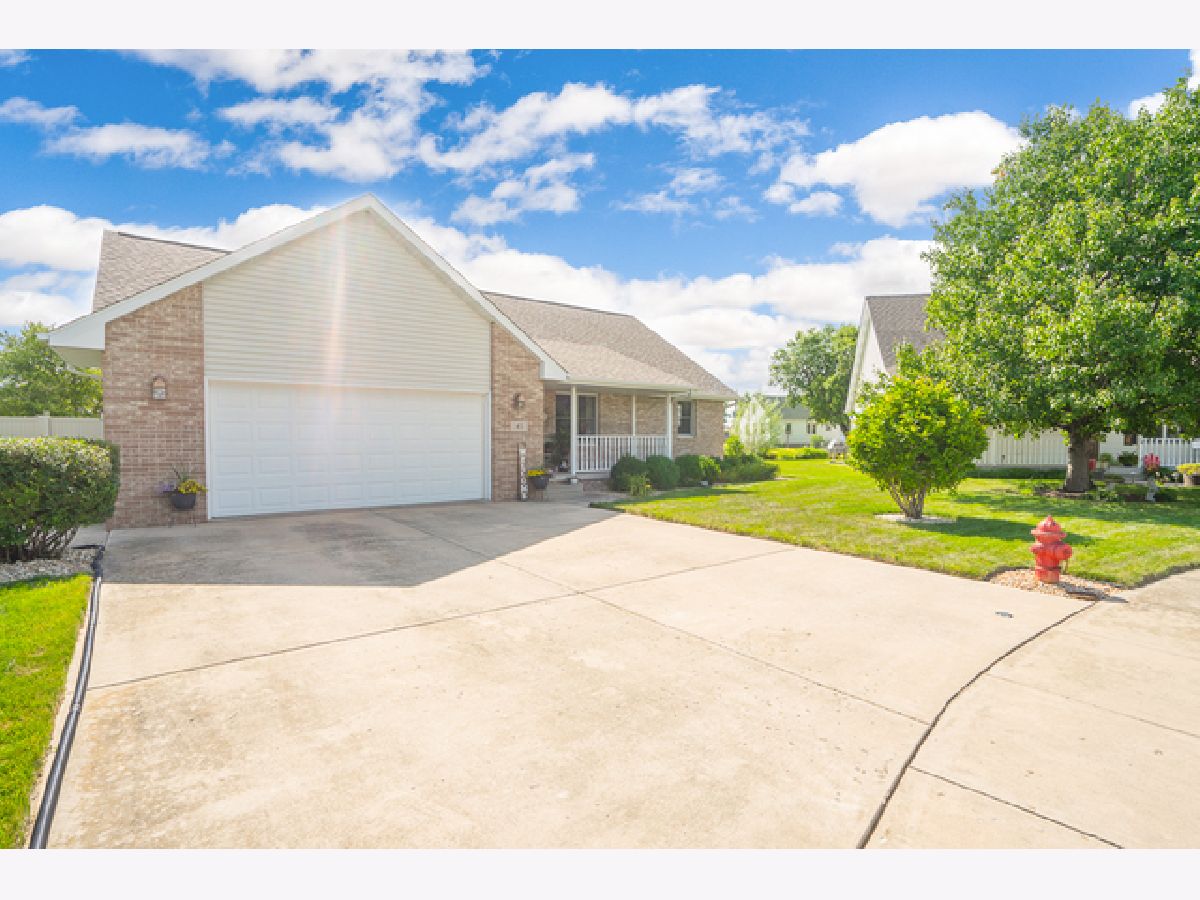 Homes & Condos & Townhomes Sold Coalfield Coal City Illinois, 41 Barney
