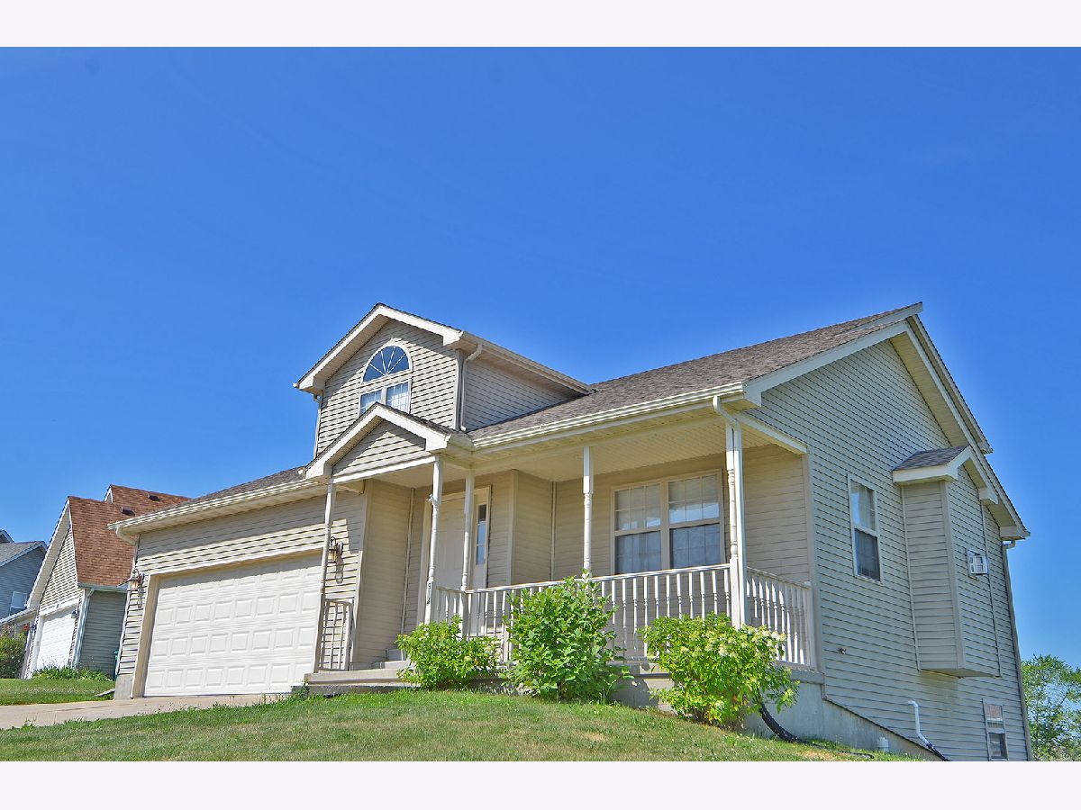 Homes & Townhomes Sold Meadow View Estates Marseilles Illinois, 914 Andrew