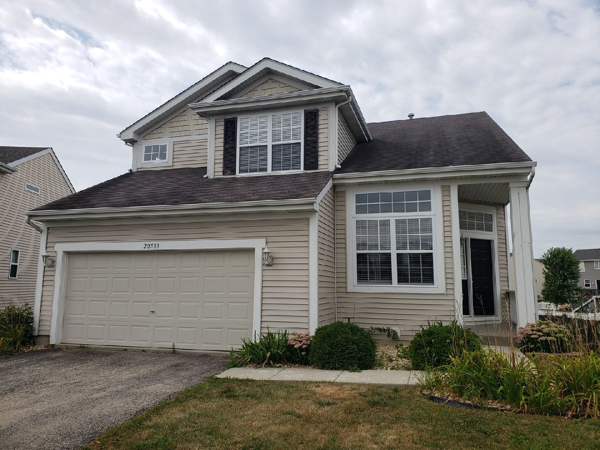 Townhomes & Homes Rented Remington Lakes Crest Hill Illinois, 20533 Erie