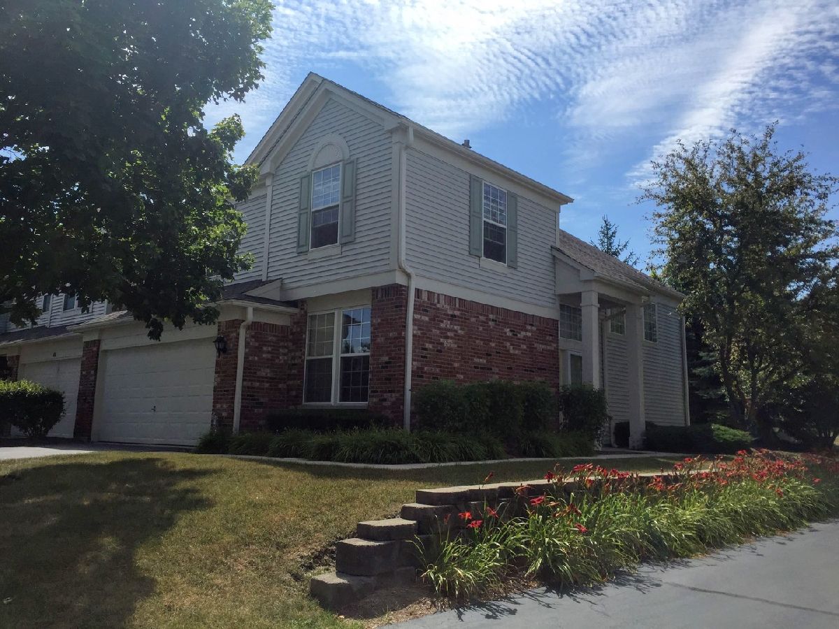 Townhomes Rented Creekside Meadows Algonquin Illinois, 13 Riverdale