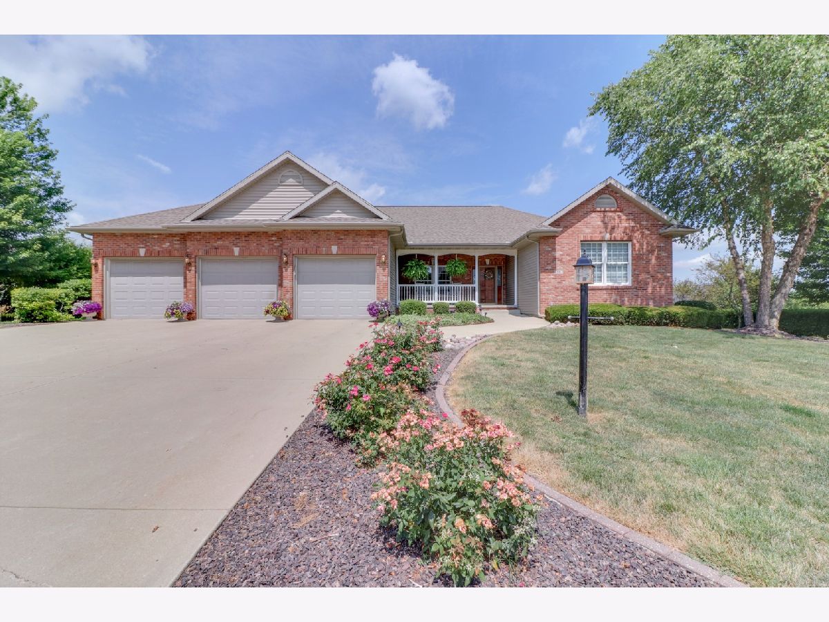 Homes Sold Cloverhill Bloomington Illinois, 12 Cloverhill