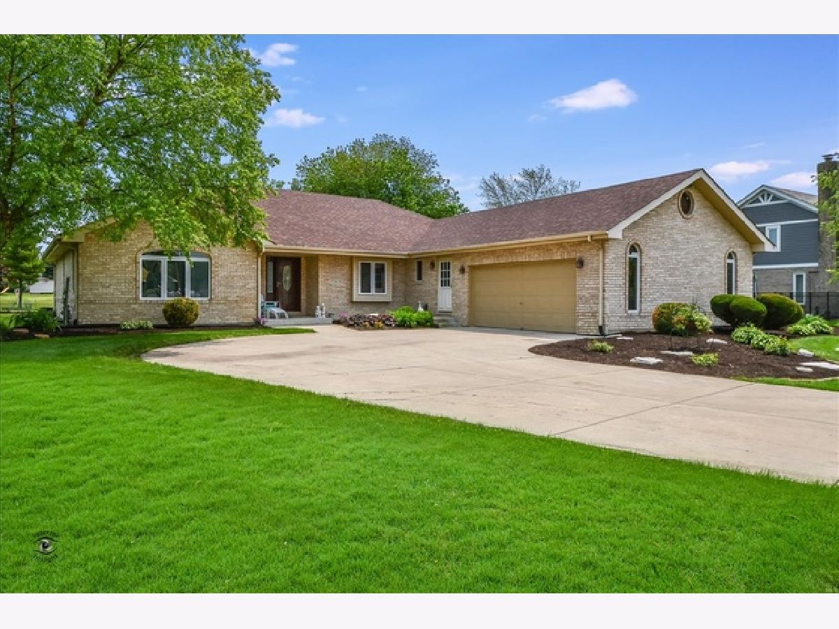 Homes & Townhomes Sold Hunter Woods Frankfort Illinois, 7746 Steeple Chase