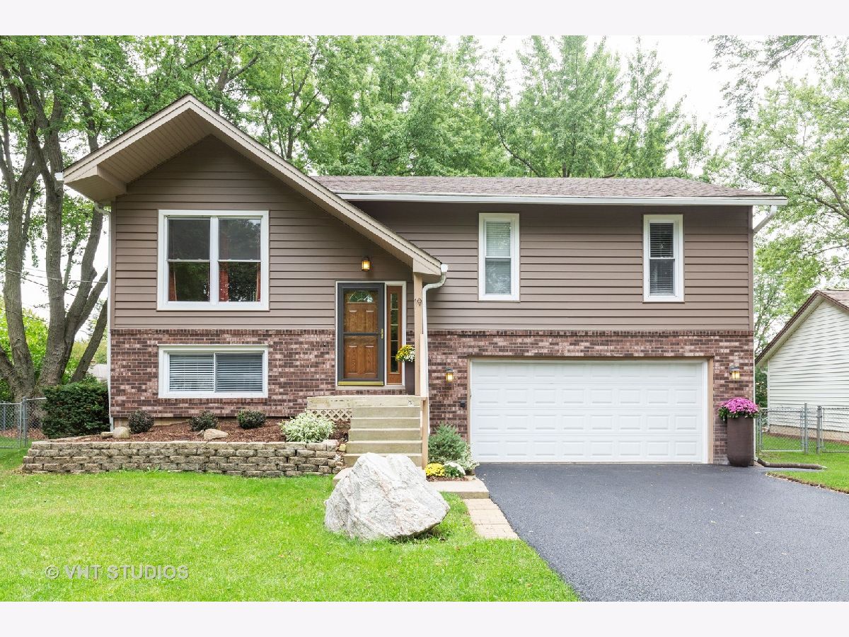 Homes Sold Wecks Algonquin Illinois, 19 Walnut
