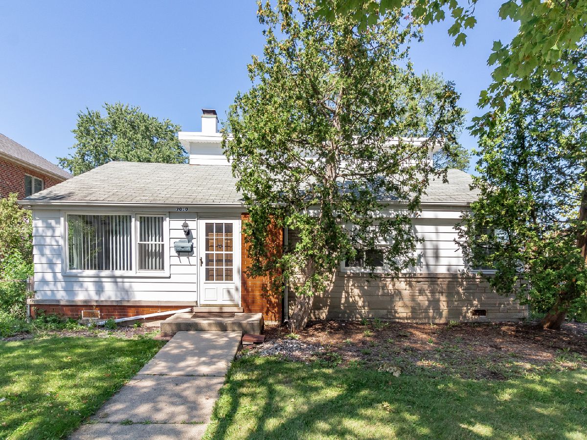 Homes Sold Mills Park Morton Grove Illinois, 7010 Wilson