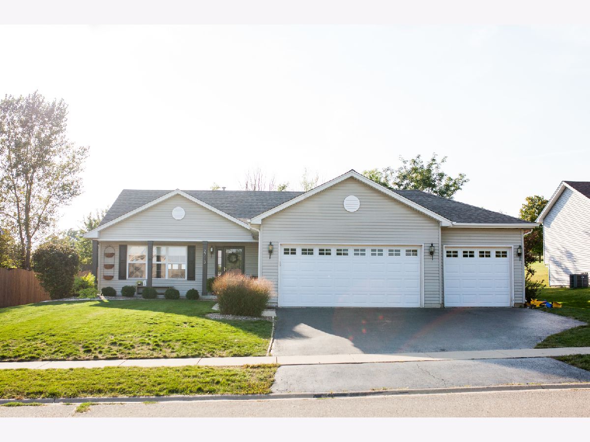 Homes Sold Turnberry Ottawa Illinois, 2713 River Run
