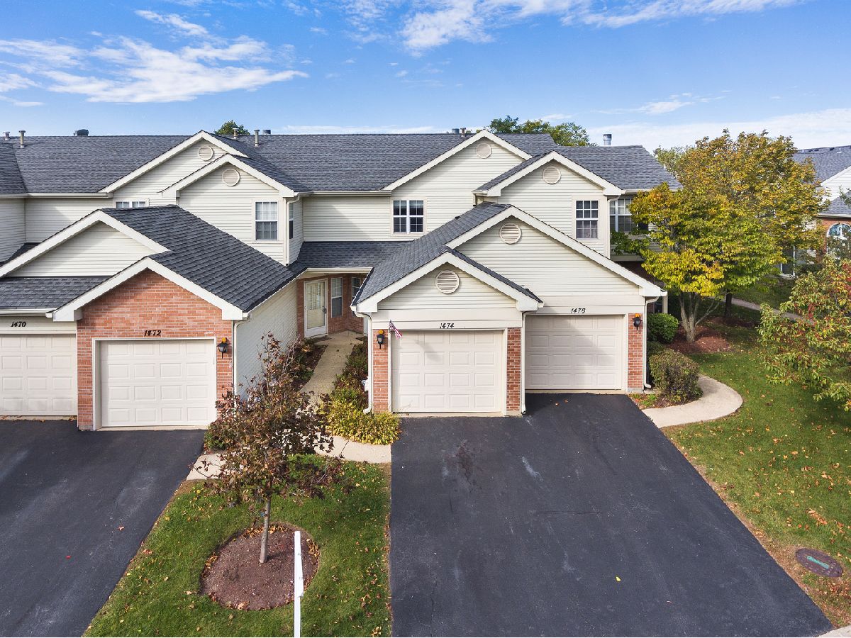 Glendale Lakes Glendale Heights IL, Townhomes & Condos & Homes For Sale