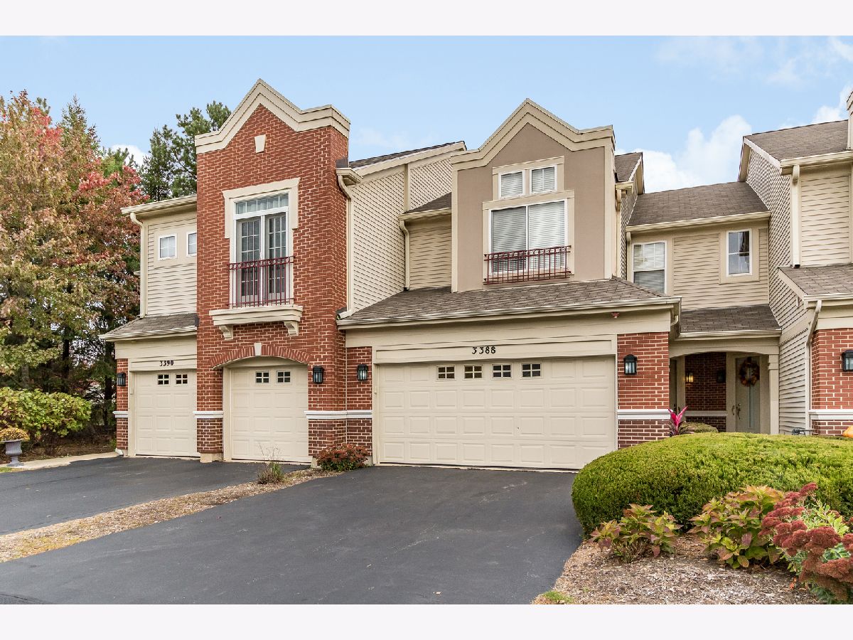 Townhomes Sold Heatherstone East Naperville Illinois, 3388 Rosecroft