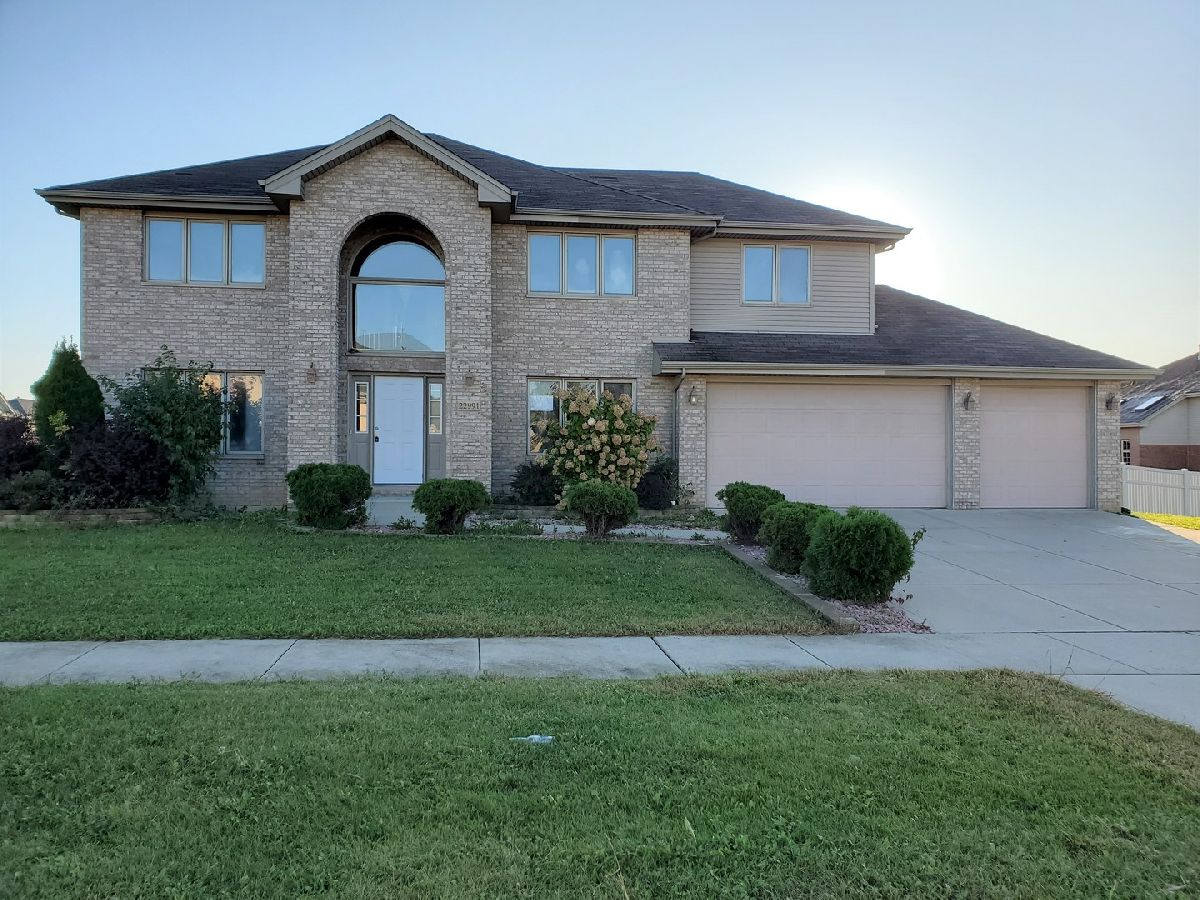 Homes Sold Farm Trace Richton Park Illinois, 22991 Farm Trace